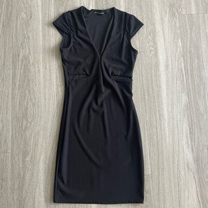 Pretty Little Thing Tamzie Black Cut Out Detail Capped Sleeve Bodycon Dress
